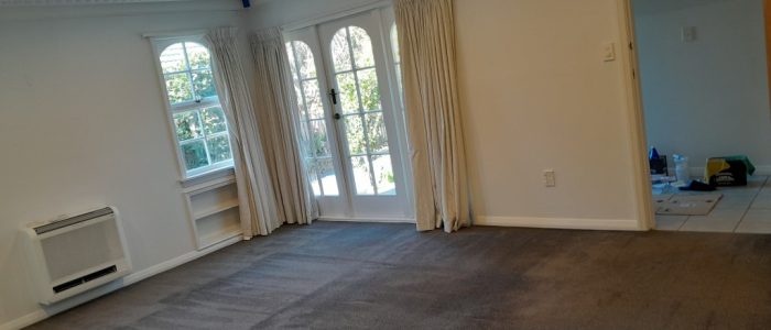 77 grahams Rd, Lounge