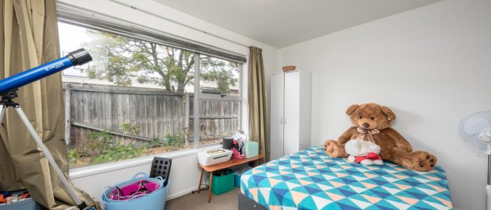 2/149 Clarence Street bedroom