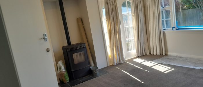 77 Grahams Rd, Dining