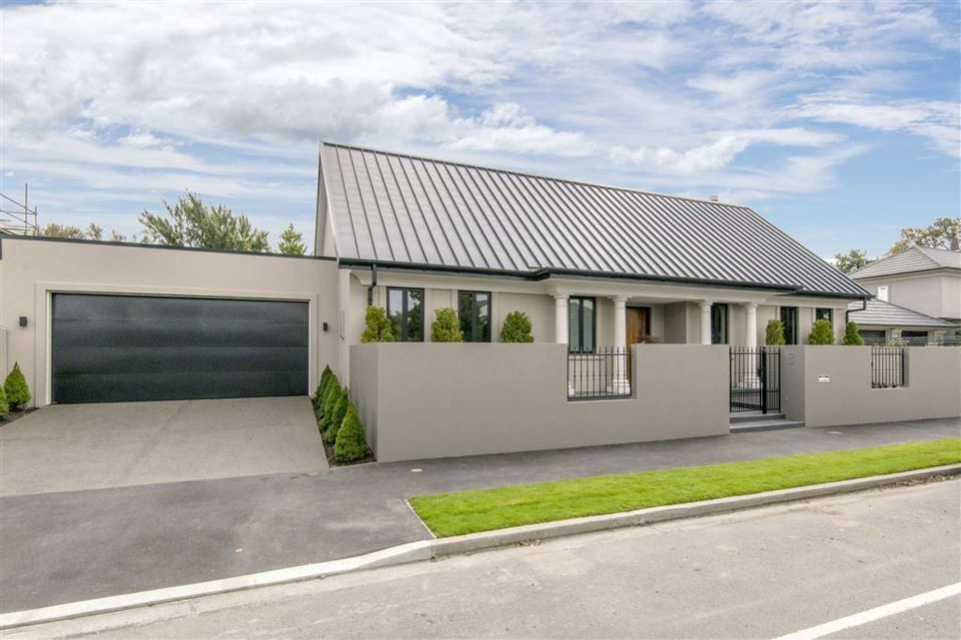 39 Idris Road, Fendalton | 4 Bedroom 2 Bathroom