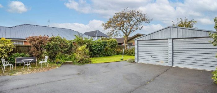 14920158275752516850