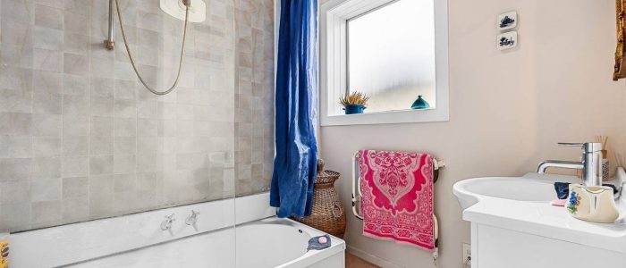 15247634856309333156