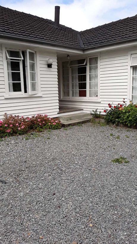 Ilam House| 9 Bedroom 4 Bathroom | $1600