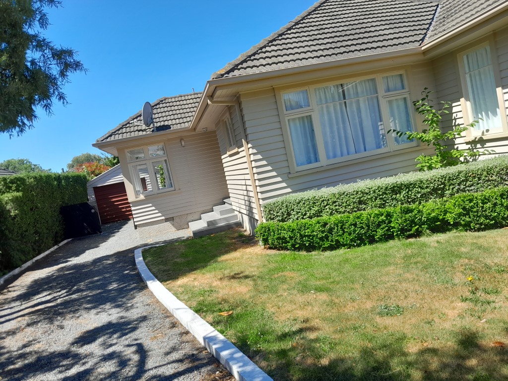 16 Sledmere Street, Burnside | 3 bedroom 1 Bathroom | $600/week