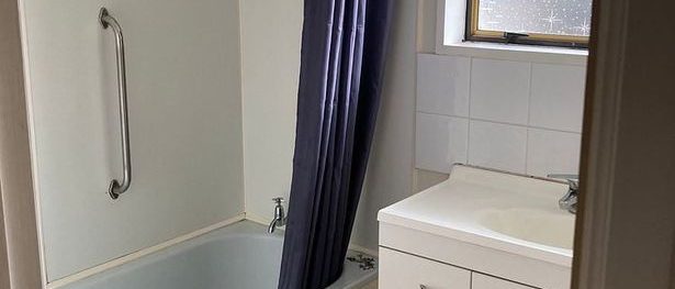 13724620123971371203