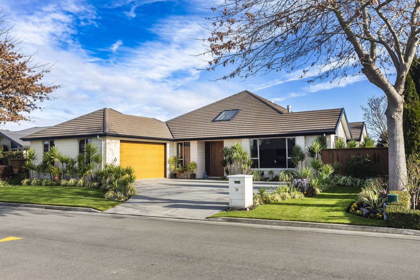 26 Applefield Court, Northwood | 5 bedroom 2 Bathroom | $1080/week