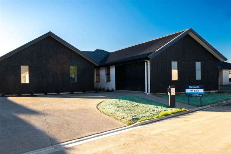 3 Hurricane Way, Wigram | 1 Bedroom with private Bathroom | $220/week