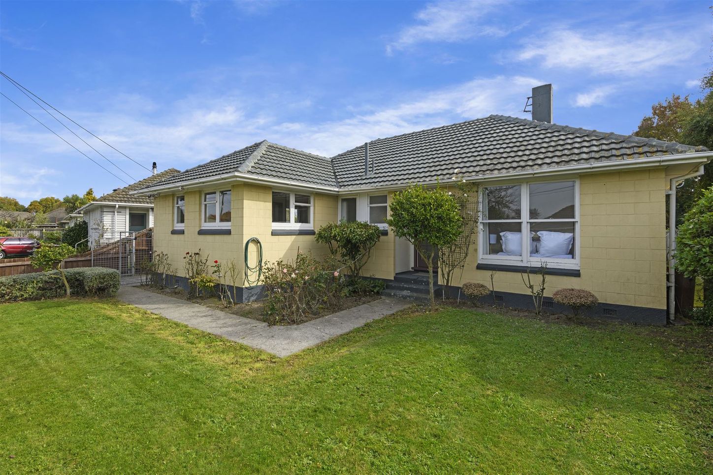 53 Flay Crescent, Burnside | 3 Bedrooms 2 Bathrooms | $600/week