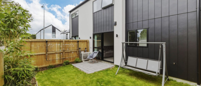2/11 Brockworth Place