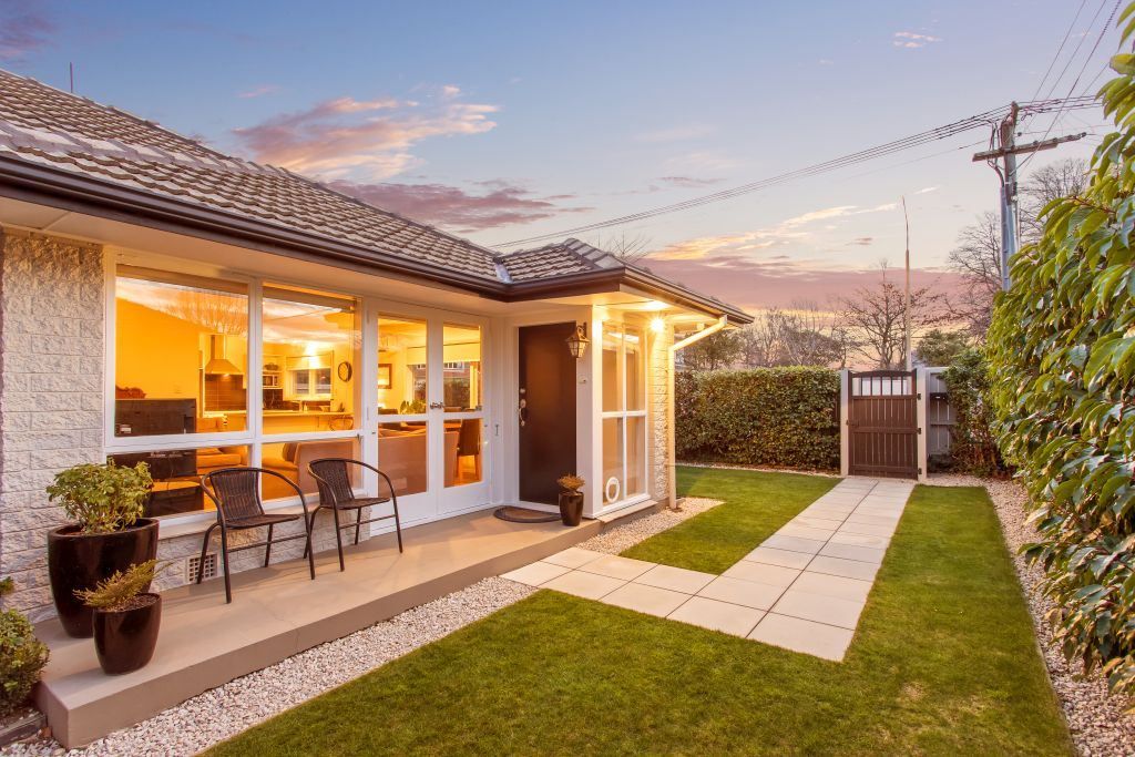 18 Idris Road, Fendalton | 2 Bedroom 1 Bathroom | $580/week
