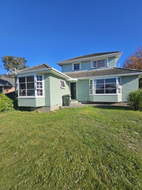 27 Munro Street, Redwood | 4 Bedroom 1 Bathroom | $650/week